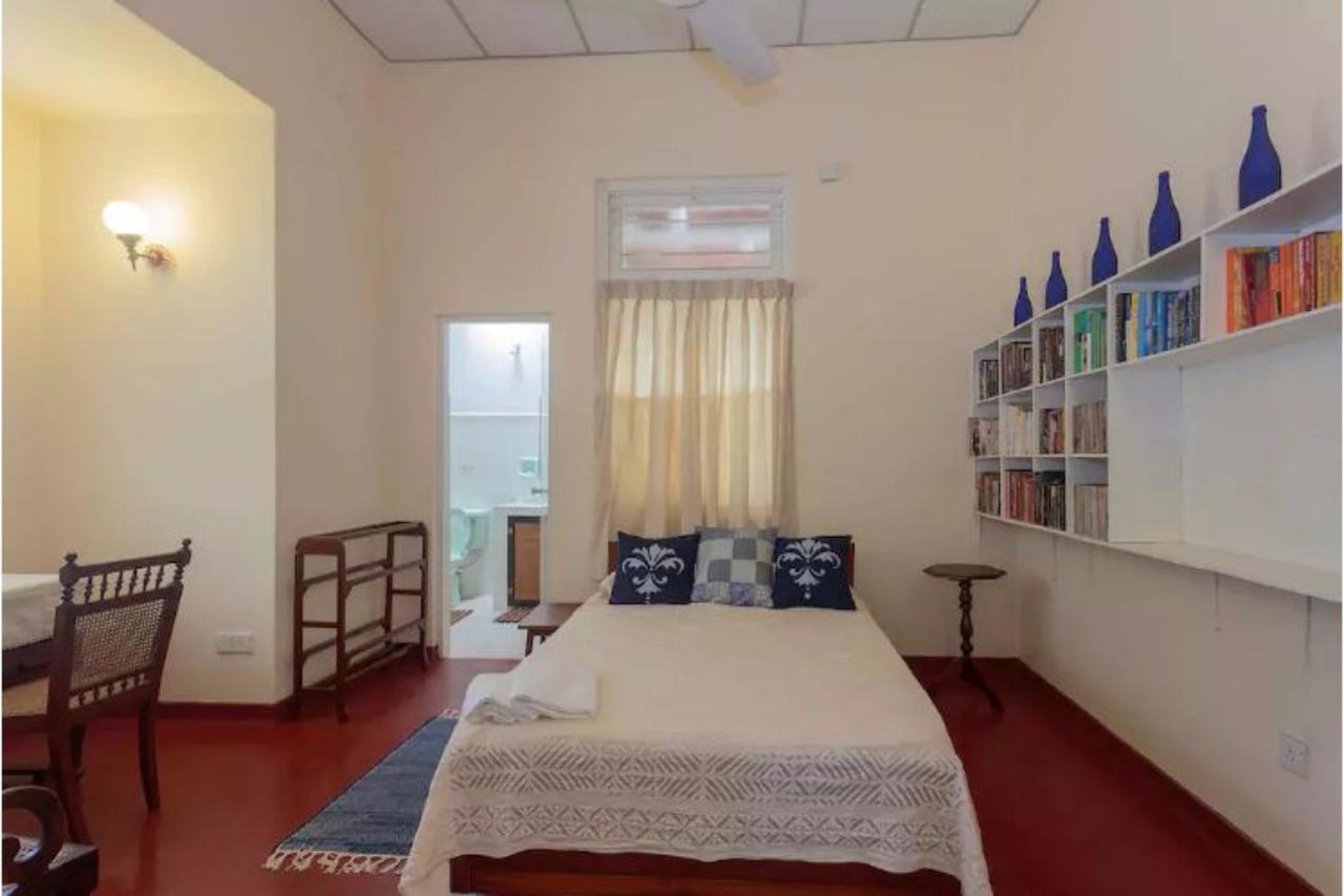 Charming Homestay By The Beach Dehiwala-Mount Lavinia Eksteriør bilde