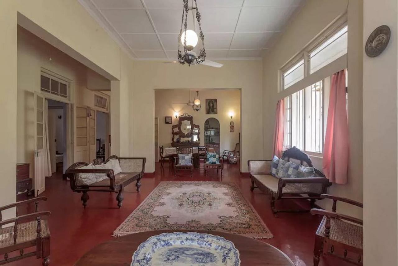 Charming Homestay By The Beach Dehiwala-Mount Lavinia Eksteriør bilde