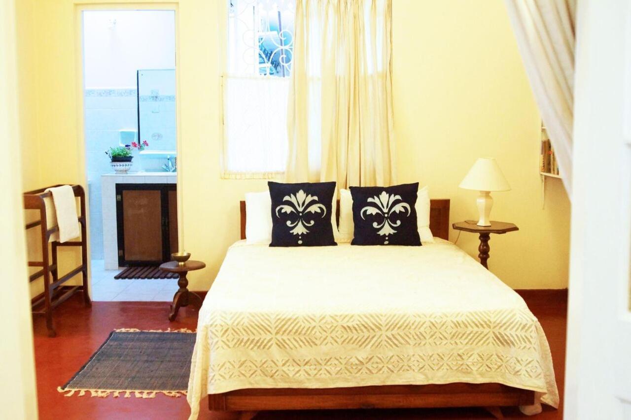 Charming Homestay By The Beach Dehiwala-Mount Lavinia Eksteriør bilde