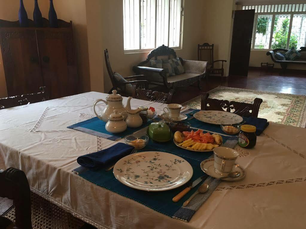 Charming Homestay By The Beach Dehiwala-Mount Lavinia Eksteriør bilde